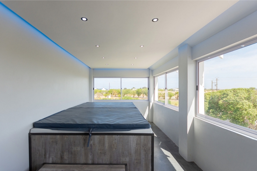 9 Bedroom Property for Sale in Long Acres Country Estate Western Cape